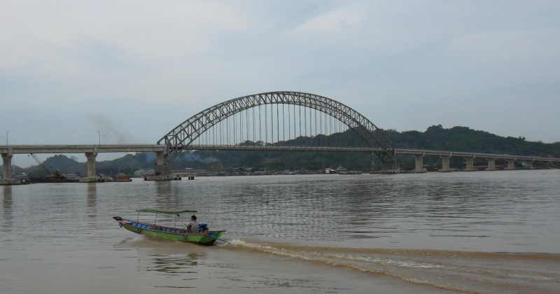 Jembatan Mahakam