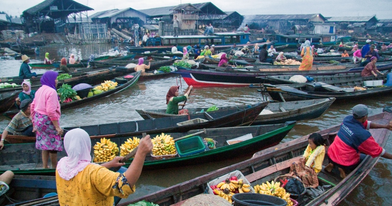 Pasar Apung Kuin