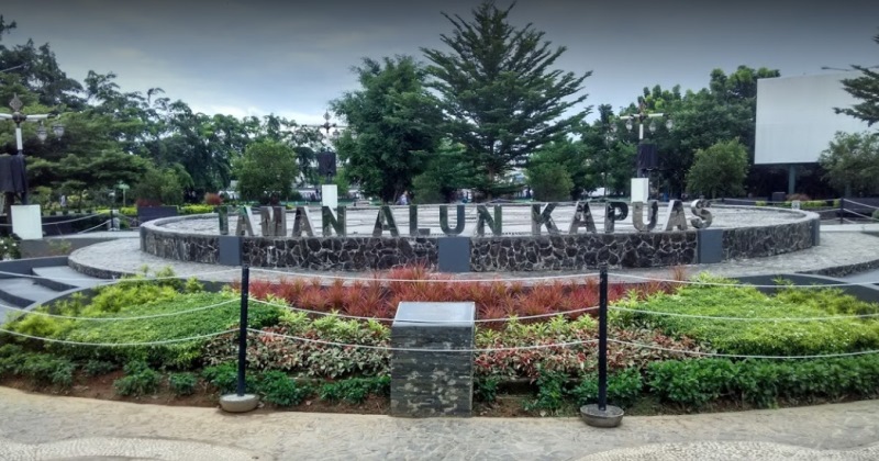 Taman Alun Kapuas