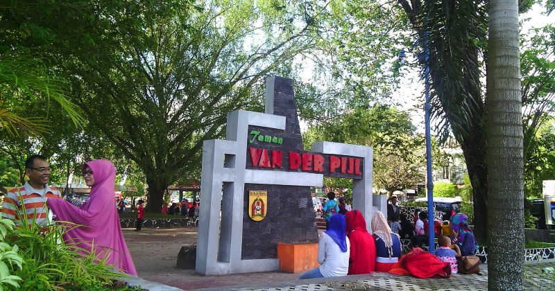 Taman Van Der Pijl