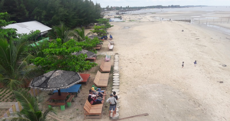 Pantai Binalatung