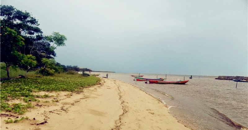 Pantai Sungai Umbang