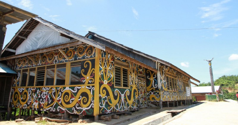 5 Rumah Adat Khas Kalimantan Barat