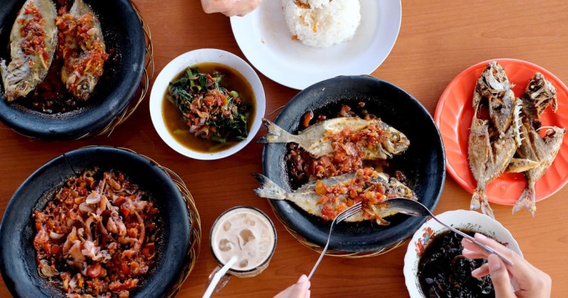 15 Wisata Kuliner di Samarinda yang Wajib Anda Coba