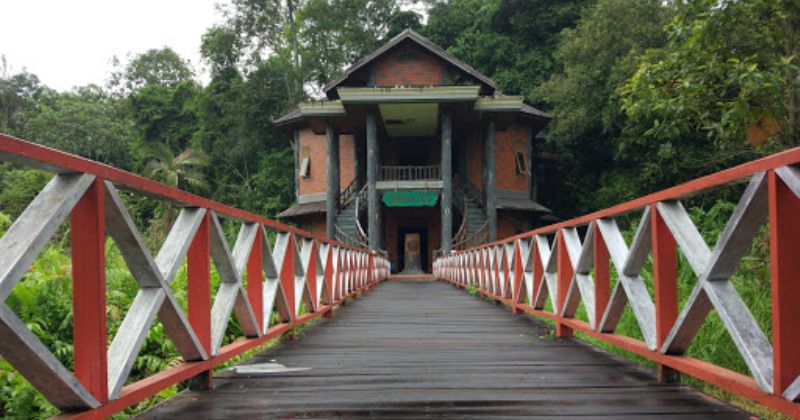 Rute dan Harga Tiket Masuk Kawasan Taman Borneo