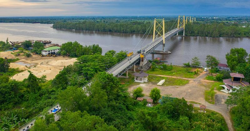 Jembatan Barito, Destinasi Wisata yang Ikonik di Kalimantan Selatan