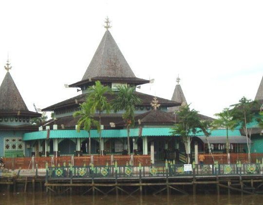 Masjid Sultan Suriansyah, Mengenal Sejarah Masjid Tertua di Banjarmasin