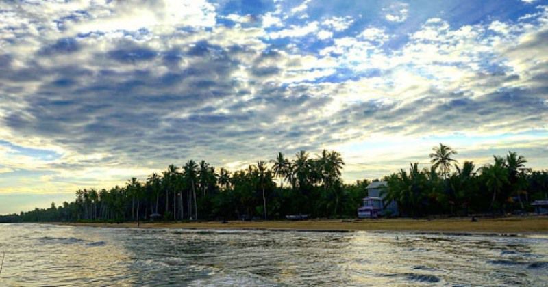Penginapan Dekat Pantai Tanjung Jumlai