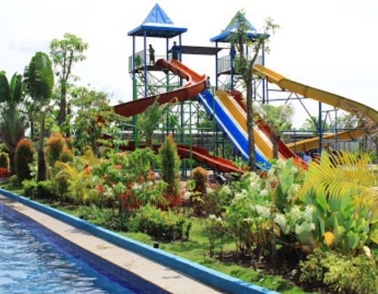 The Breeze Waterpark, Taman Wisata Air Favorit Beruansa Bali di Banjarbaru