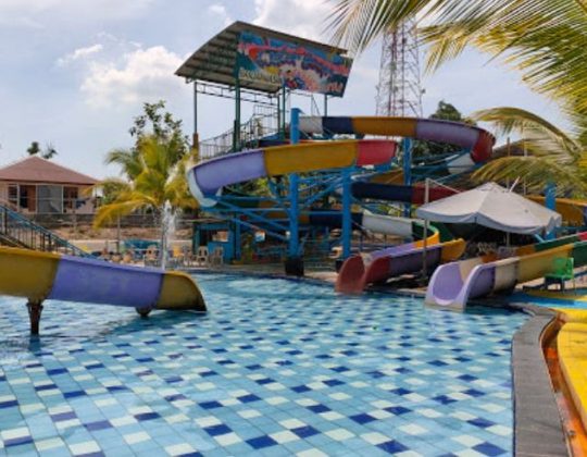 Waterboom Banua Anyar, Taman Rekreasi Air Favorit untuk Liburan Keluarga di Banjarmasin