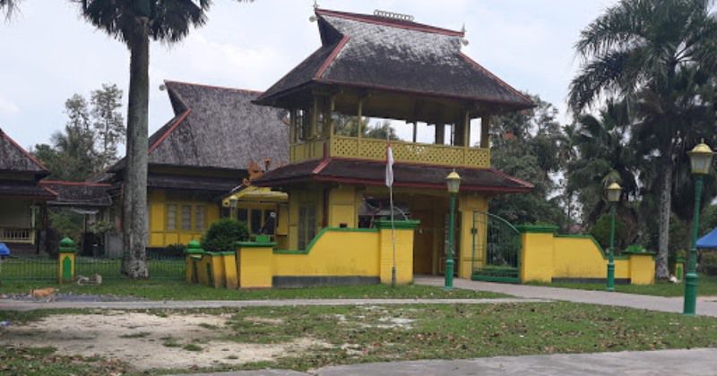 Lokasi Wisata Religi Masjid Jami Keraton Sambas