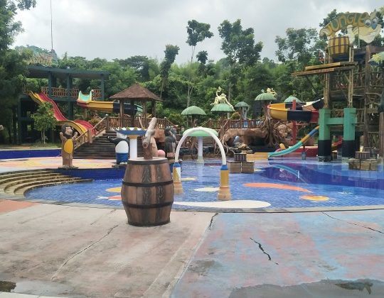 Waterpark Kingdom Animalia, Taman Rekreasi Air Favorit di Samarinda