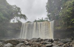 Air Terjun Riam Merasap, Miniatur Niagara di Kalimantan Barat