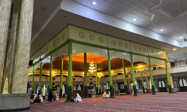 Kegiatan Rutin di Masjid Agung Al-Karomah