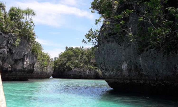 Pulau Adranan Kei Yang Indah dan Menarik di Maluku