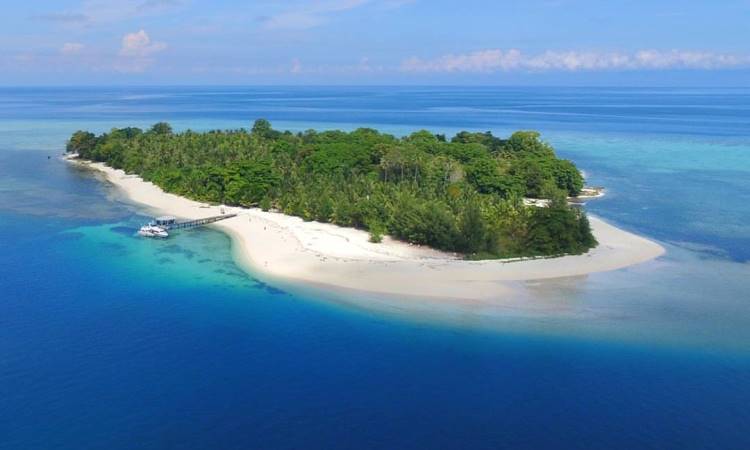 Pulau Tabailenge, Surga Bahari Eksotis Nan Menawan di Morotai
