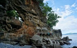Batu Kapal Liliboi, Pesona Jendela Batu Kapal yang Unik di Maluku