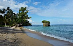 Pantai Rorasa, Pesona Pantai Eksotis yang Sarat Sejarah di Morotai