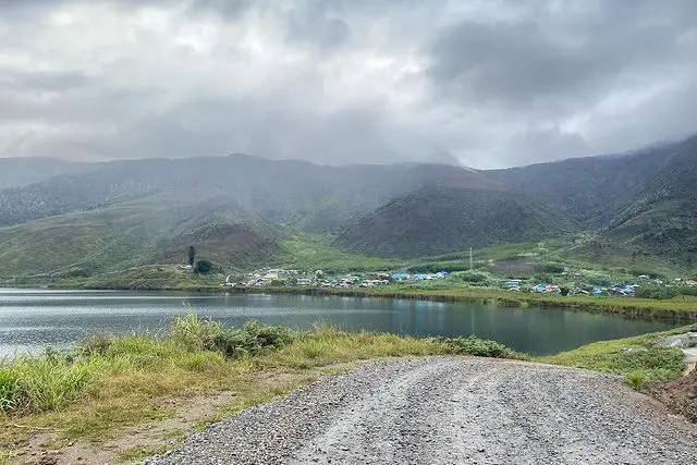 Danau Anggi