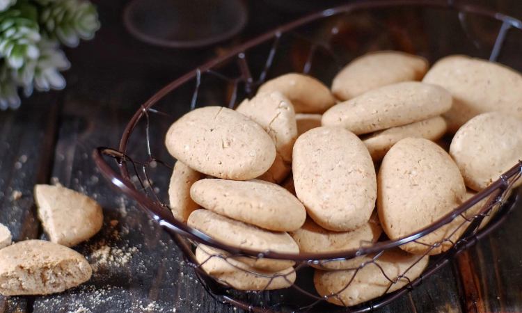 Kue Bagea