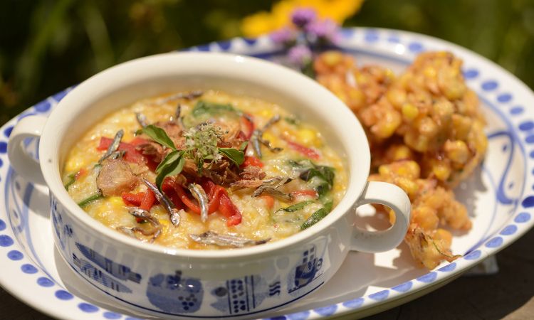 Tinutuan Bubur Manado