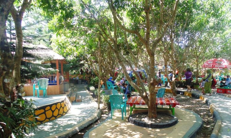 Wisata Kebun Gowa, Destinasi Terbaik Liburan Bersama Keluarga