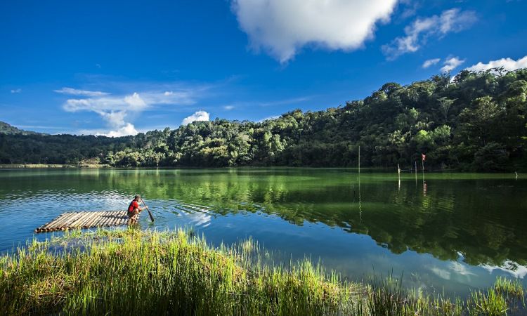 9 Danau di Sulawesi Dengan Keindahan Alam Memukau