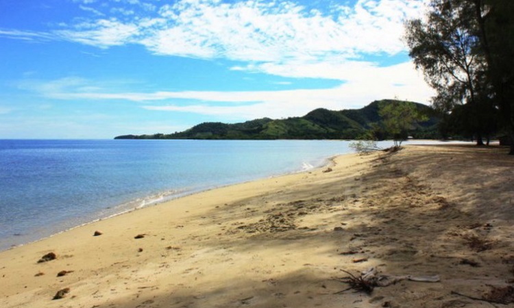 Pantai Bolihutuo, Destinasi Bahari yang Indah di Boalemo