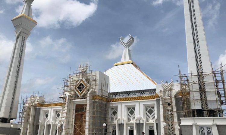 Renovasi Masjid Agung Syekh Yusuf