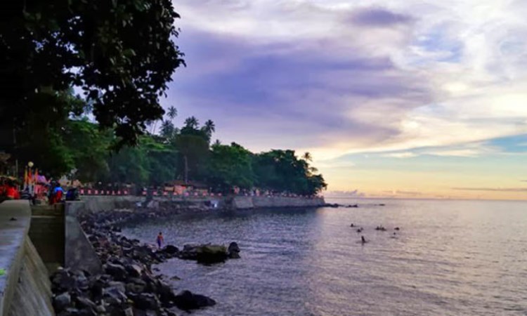 Pantai Malalayang, Destinasi Wisata Pantai Favorit Di Kota Manado - Celebes Id