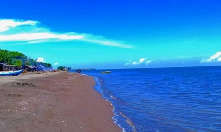 Pantai Tanjung Bayang, Tempat Rekreasi Favorit Saat Akhir Pekan di Makassar