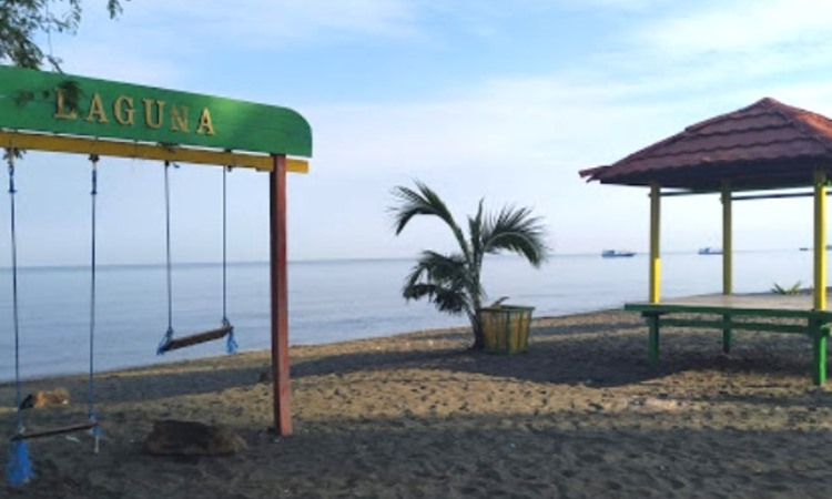 Fasilitas di Pantai Laguna