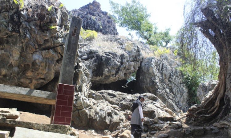 Goa Batu Ejayya Yang Menarik Dan Lagi Hits di Bantaeng