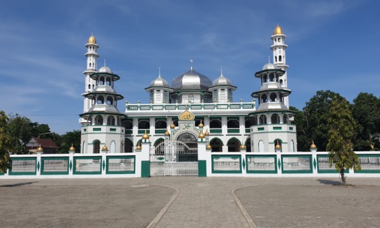 Daya Tarik Masjid Besar Darussalam