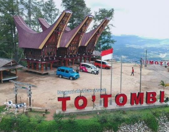 To’ Tombi, Spot Camping Seru dengan Panorama Alam yang Memukau di Toraja