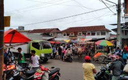Pasar Ekstrem Langowan, Pasar Daging Dengan Koleksi Tak Biasa