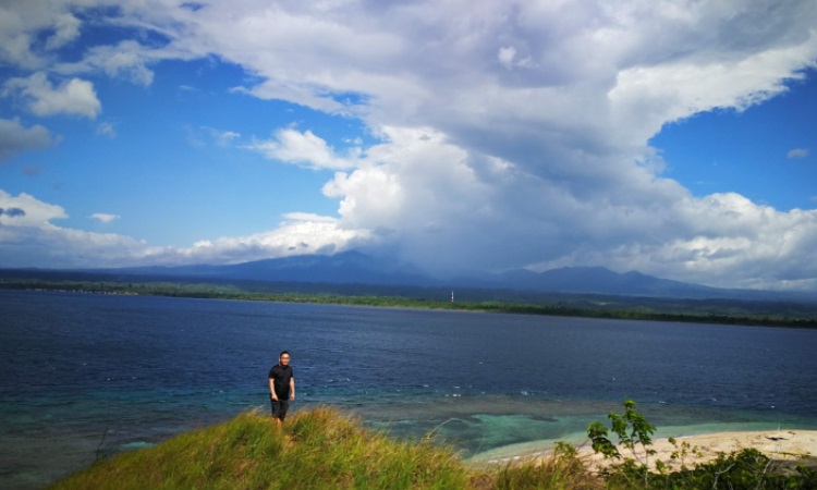 Kegiatan Menarik Di Wisata Bahari Pulau Tumbak Minahasa Tenggara