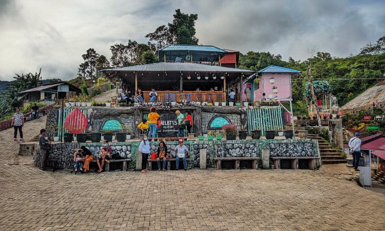 Puncak Melby'ls, Objek Wisata Keluarga Hits Bernuansa Alam di Tomohon