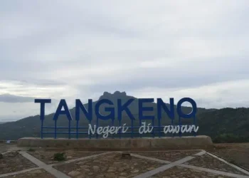 Desa Wisata Tangkeno, Pesona Negeri Atas Awan yang Memesona di Bombana