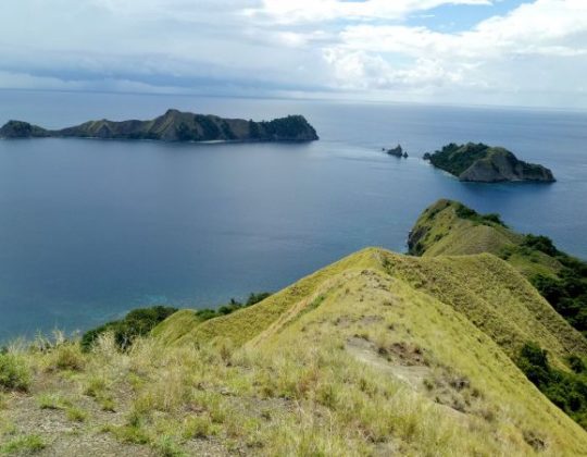 Pesona Pulau Dua, Surga Bahari Tersembunyi Nan Menawan di Banggai