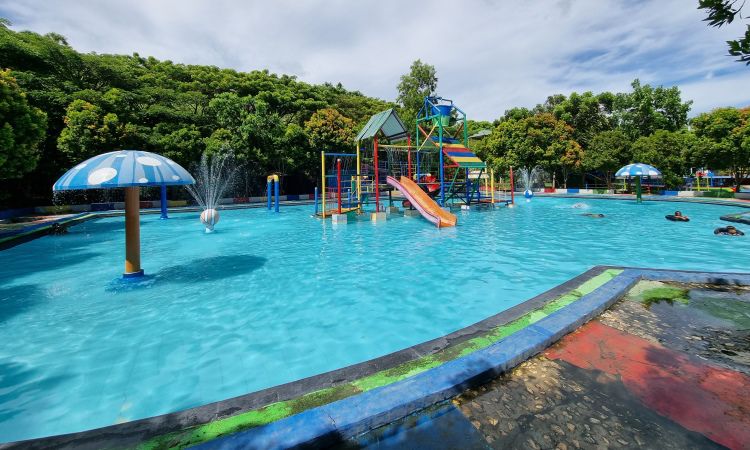 Jeneponto Waterpark, Tempat Rekreasi Favorit dengan Beragam Wahana Seru