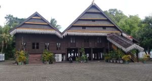 Balla Lompoa Bantaeng, Rumah Adat dengan Arsitektur Bangunan yang Unik